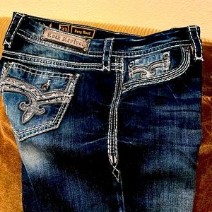 Betty Rock Revival Jeans 33x33 Easy Boot Like New 🤔🤠😱🙏🏻